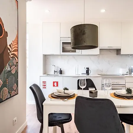 Apartment Akicity Santos Light Lisbon